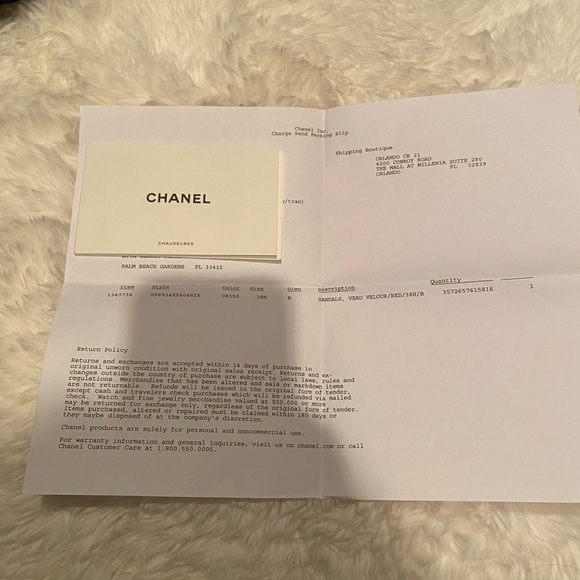 CHANEL RARE Red and Gold Sandals - Picture 11 of 11